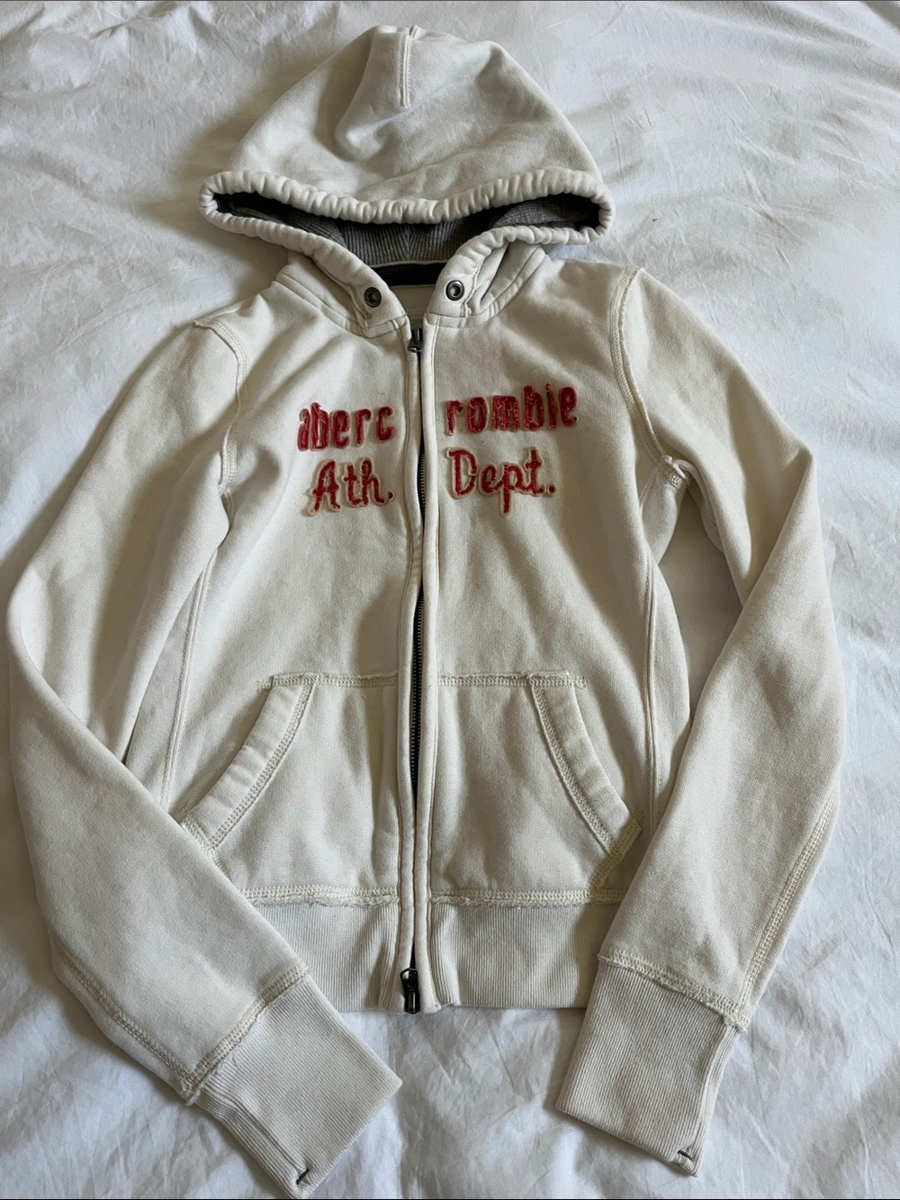 Abercrombie & Fitch Vintage Y2K white “athletic department” zip up fall hoodie